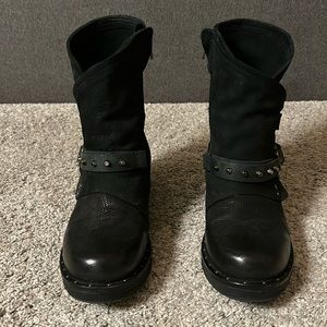 Sheridan Mia black moto boots